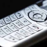 prepaid-cell-phones-vs-contract-phones