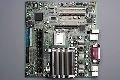 How to Identify a Motherboard