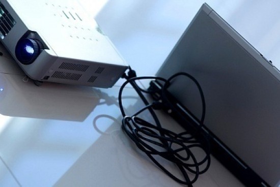 lenovo how to connect laptop to projector with hdmi lenovo how to connect laptop to projector with hdmi