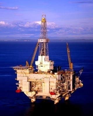 How Do Oil Rigs Work?