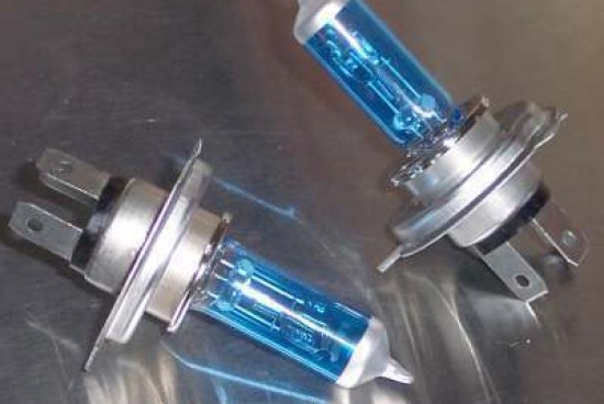 How Do Xenon Lights Work?